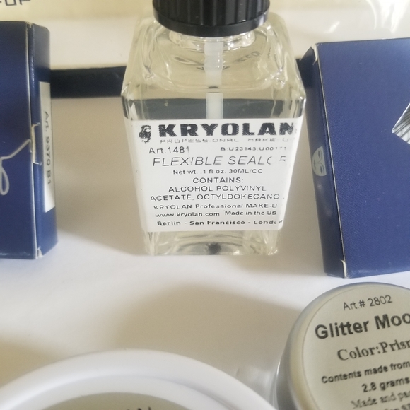 Kryolan Make Up Bag - Eyelashes, Mirror, Glitter M - Picture 8 of 8